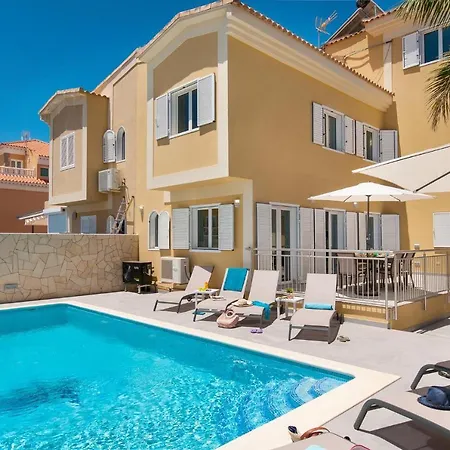 Curie With Pool By Villagrancanaria ماسبالوماس